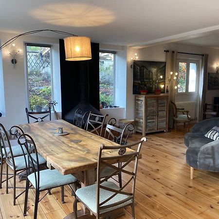 Villa Les Terrasses Dans La Nature Avec Piscine A 2 Pas De Lyon, Metro A 15Mn A Pied Pour Lyon Centre En 10Mn Ou Bus A 300M Pour Lyon Centre 隆河省 外观 照片
